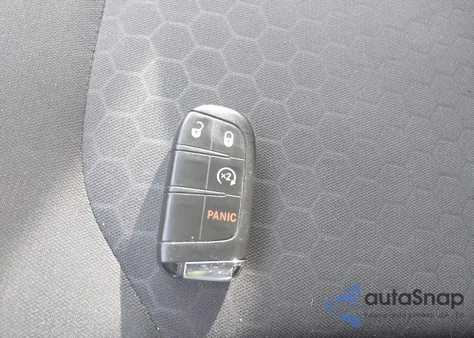 2018 Jeep Compass Sport Fwd из США, поврежденный, VIN 3C4NJCAB1JT181425